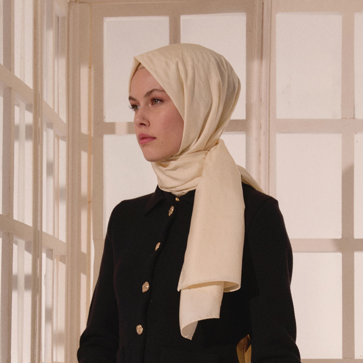 Bej Damla Desen Jakarlı Yün İpek Şal - 4