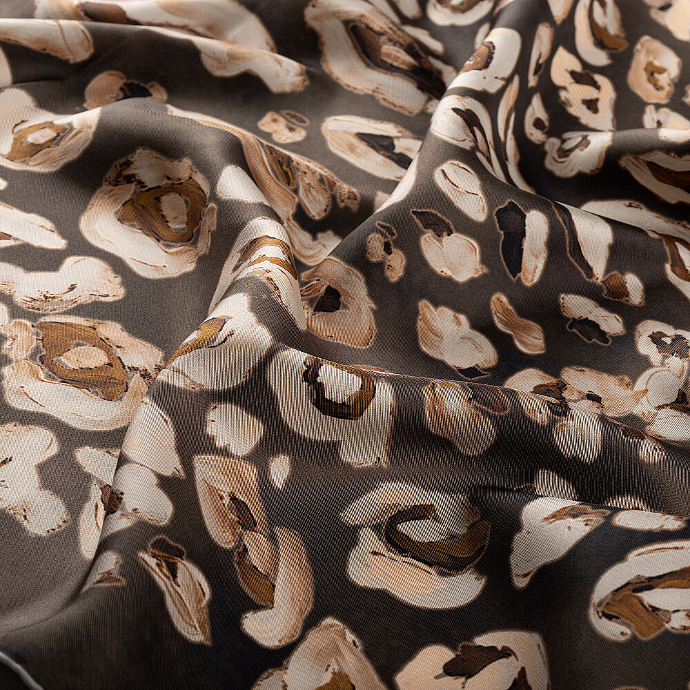Dark Brown Classic Panther Pattern Silk Scarf - 3