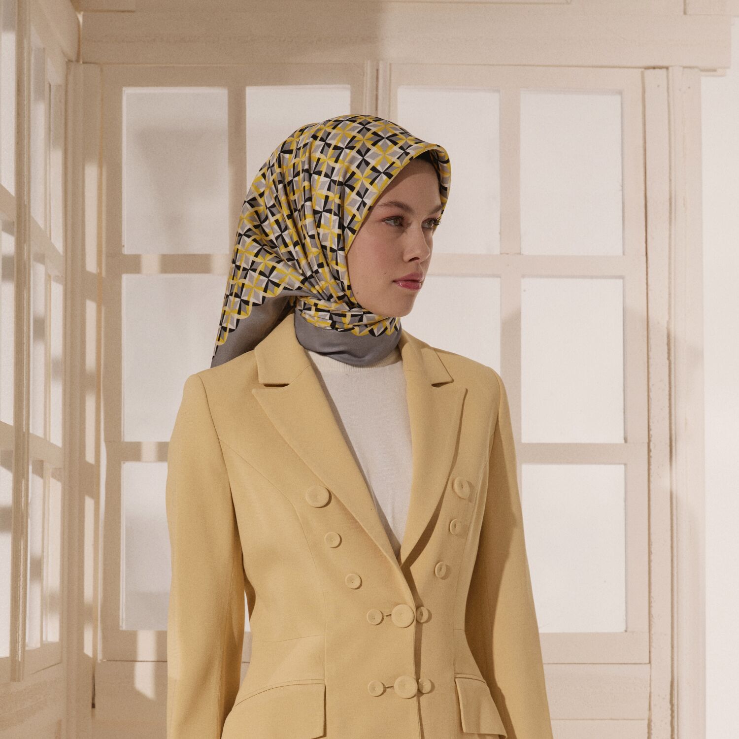 Dore Antik Mozaik Desenli Twill İpek Eşarp - 4