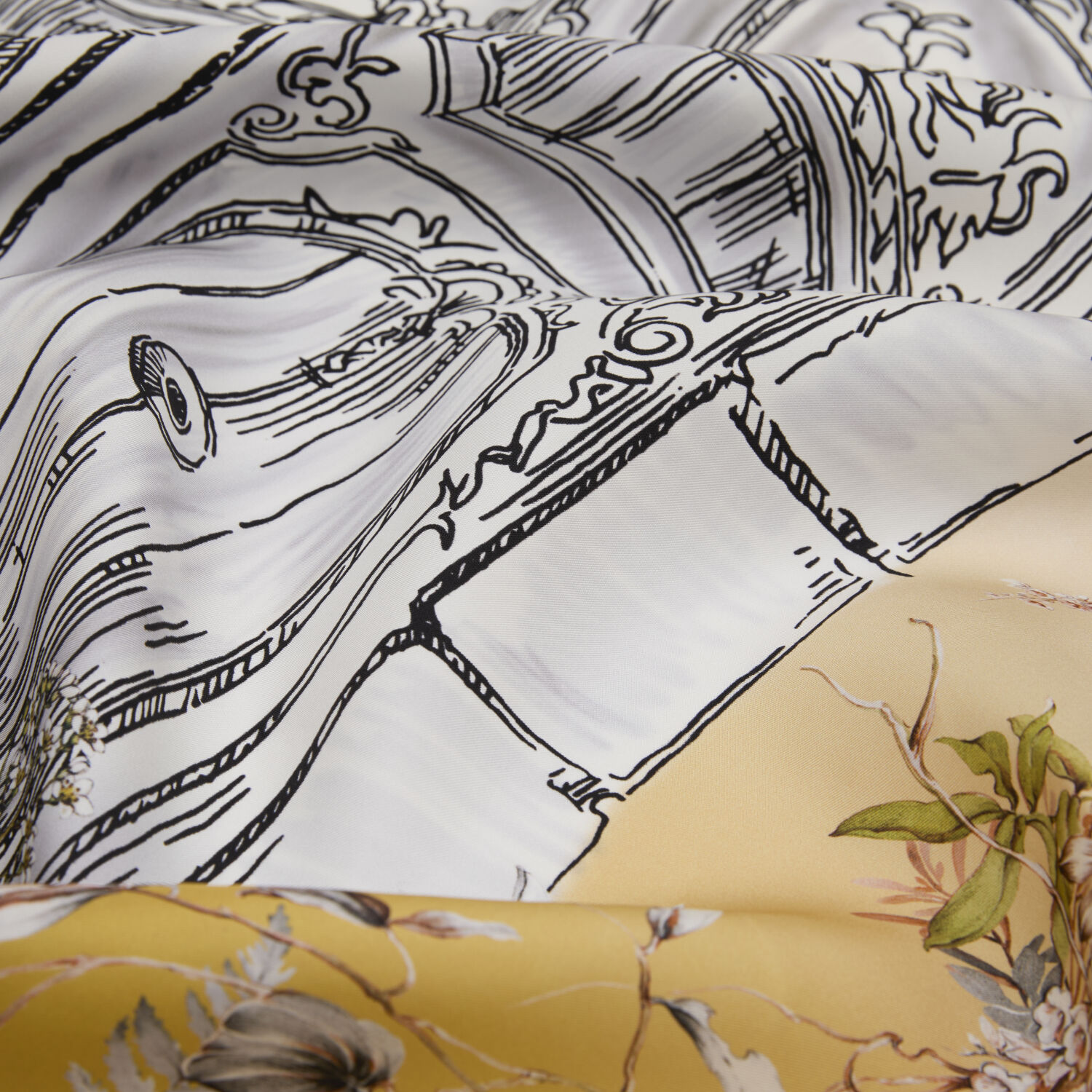 Dore Vintage Floral Door Patterned Twill Silk Square Scarf - 2