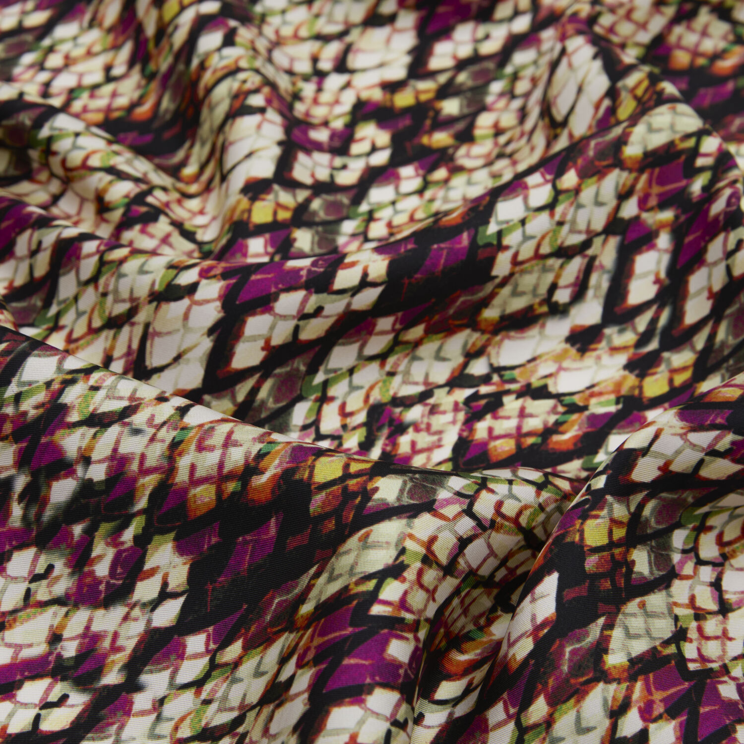 Fuşya Yılan Desenli Twill İpek Eşarp - 2