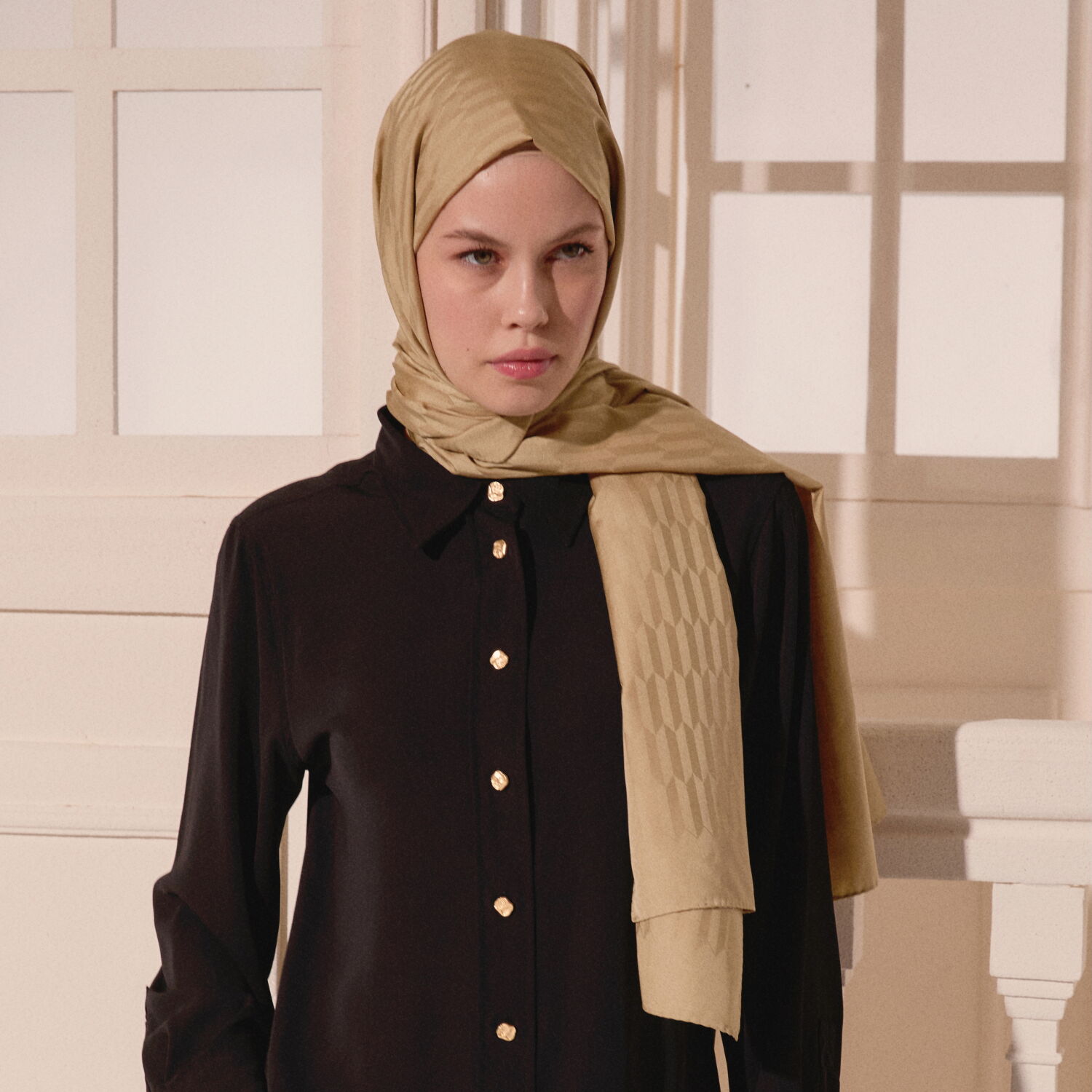 Gold Drop Pattern Jacquard Wool Silk Scarf - 5