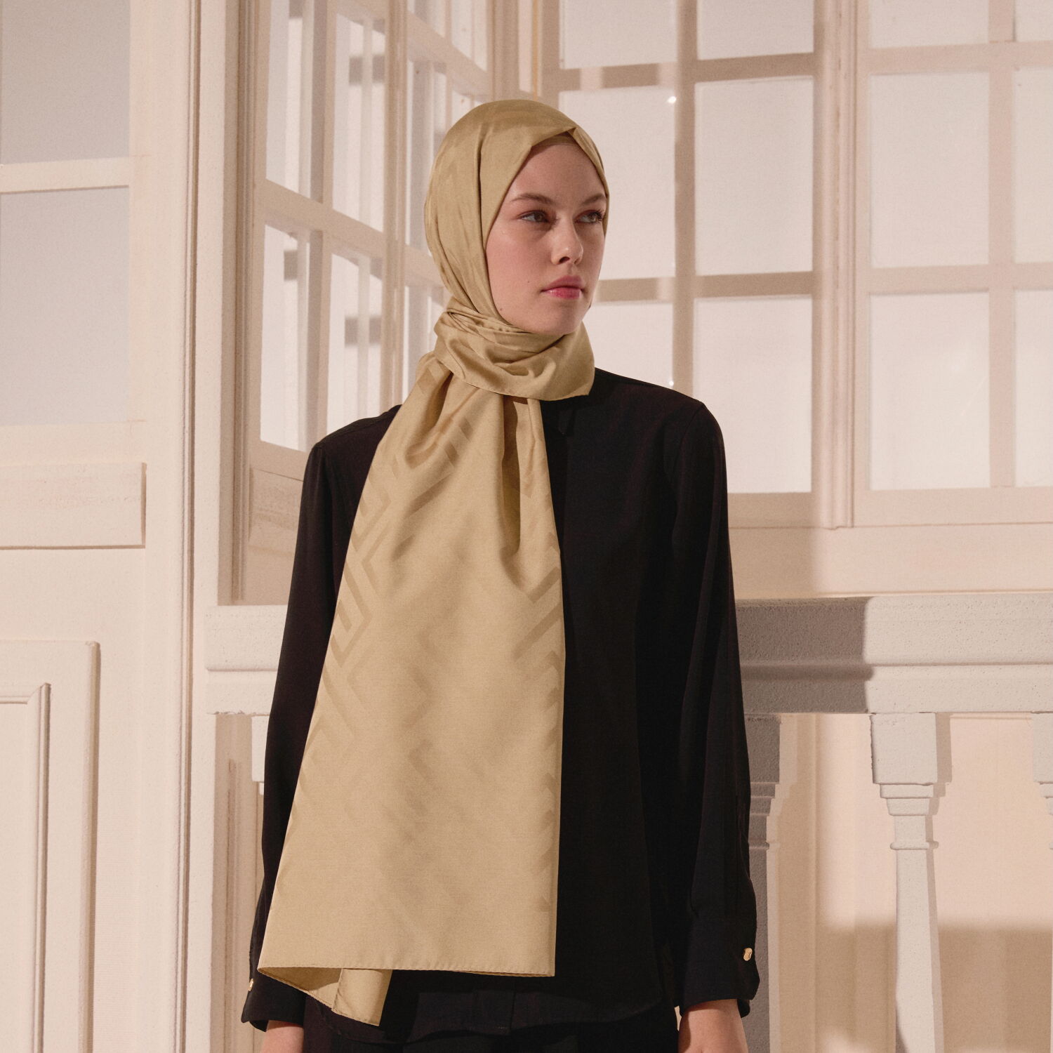 Gold G Pattern Jacquard Wool Silk Scarf - 5
