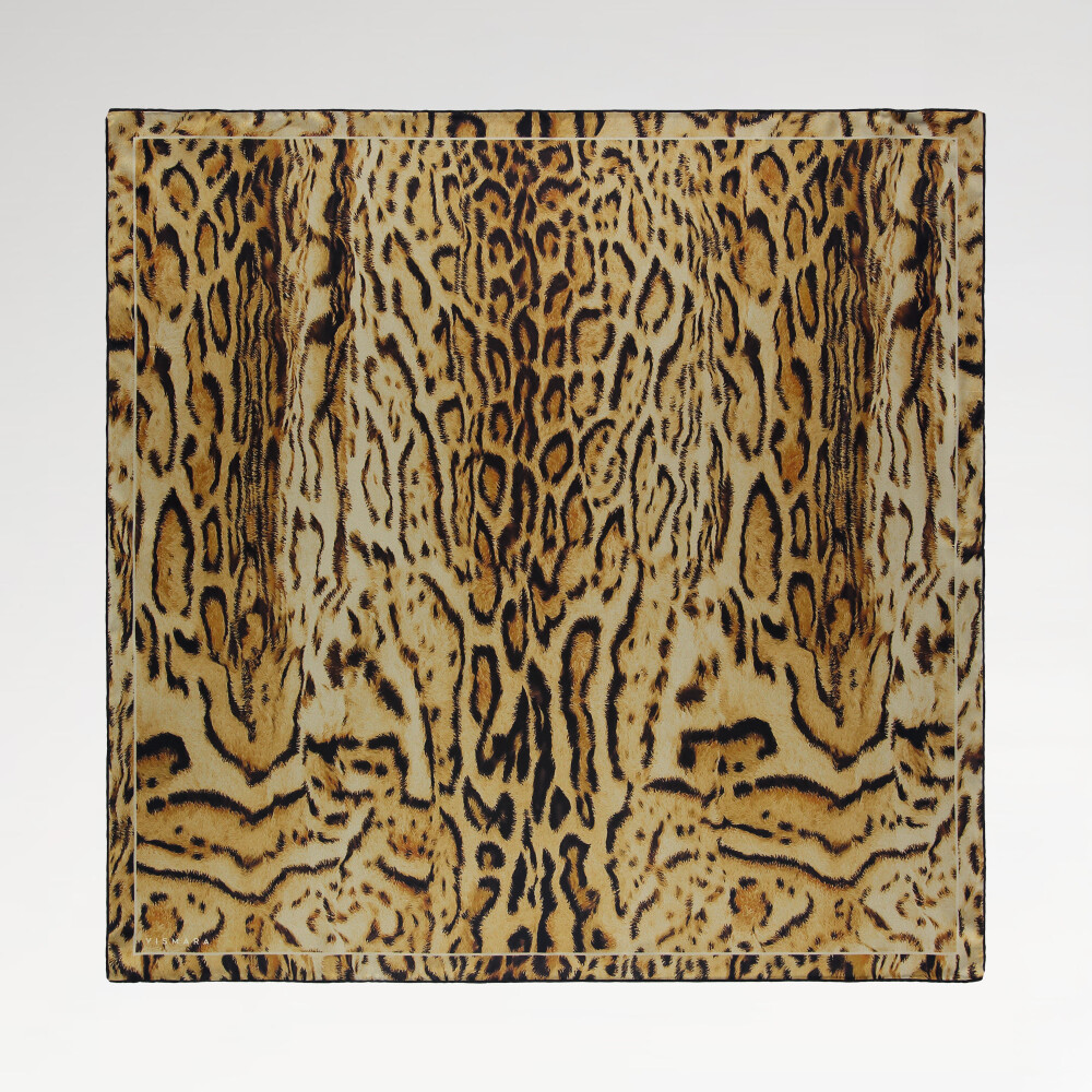 Gold Leopar Motifli Desen Twill İpek Eşarp