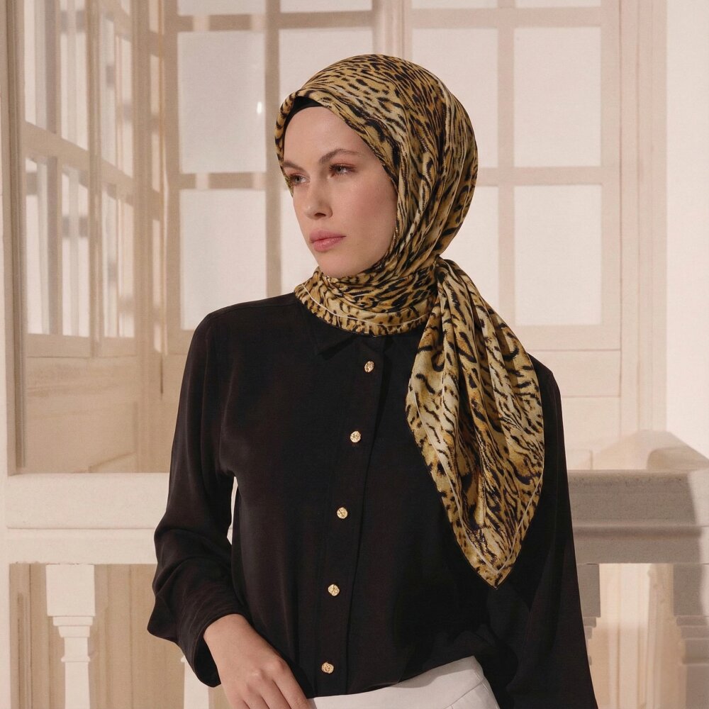 Gold Leopar Motifli Desen Twill İpek Eşarp - 3