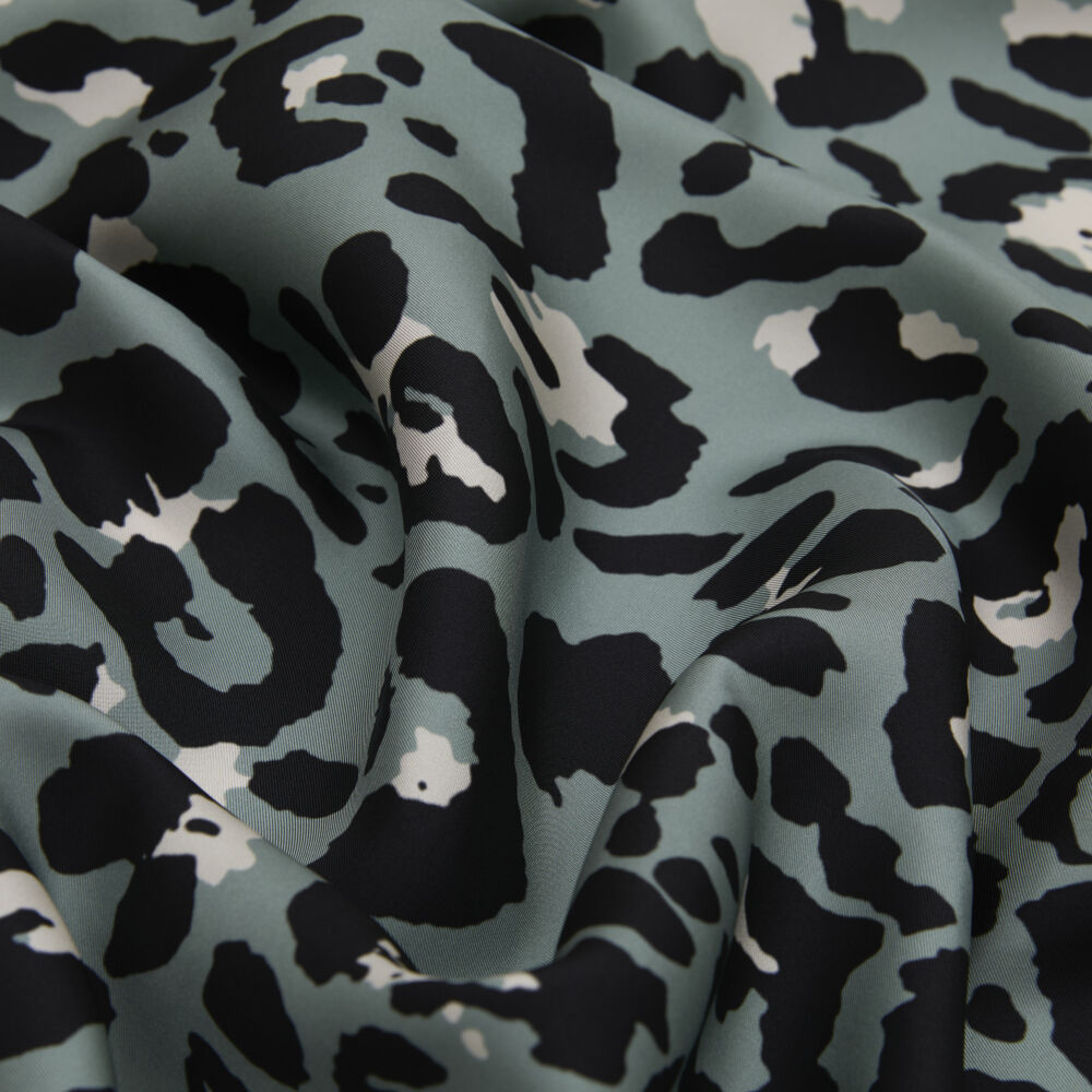 Green Modern Leopard Print Twill Silk Square Scarf - Vismara