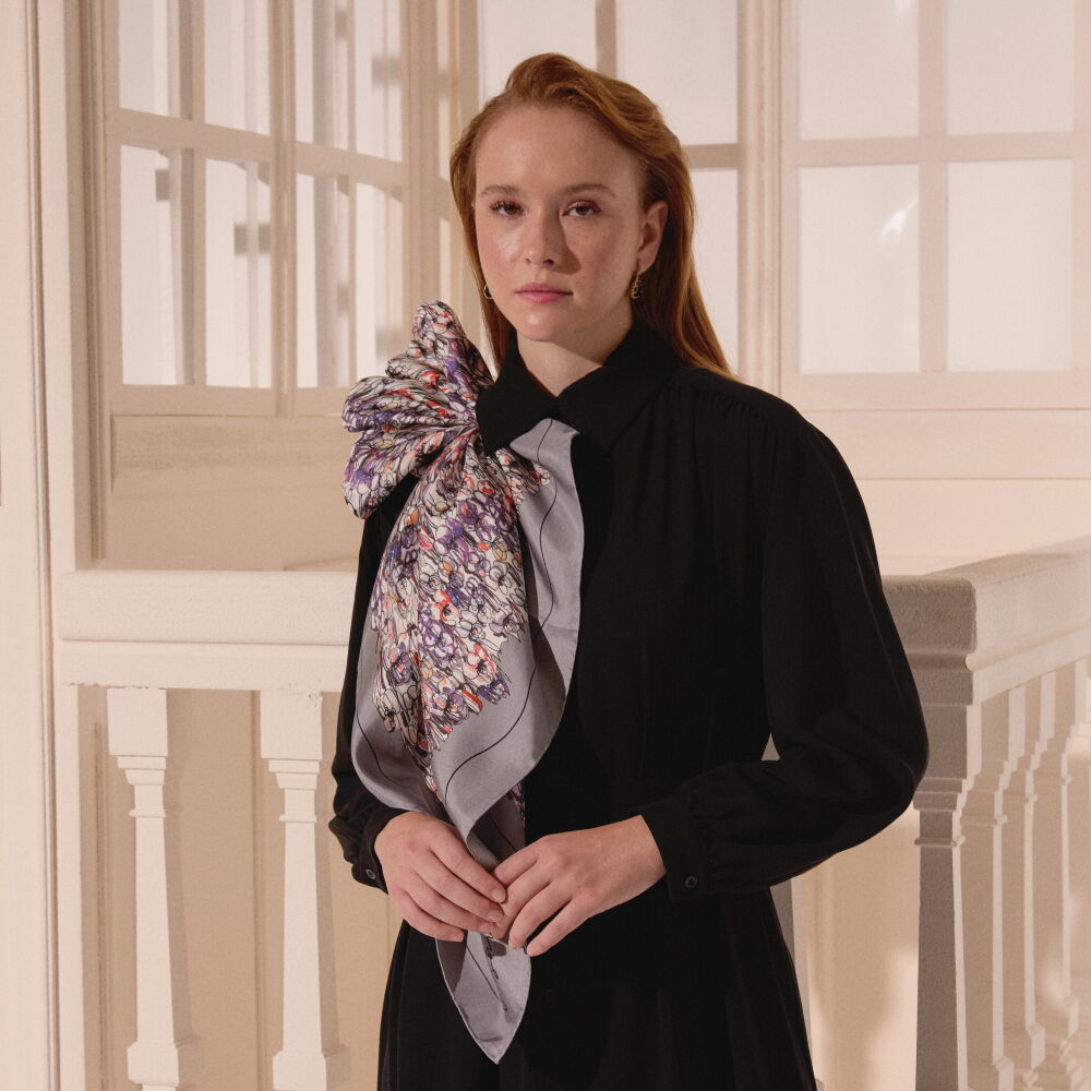 Grey Spring Flowers Patterned Twill Silk Square Scarf - Vismara