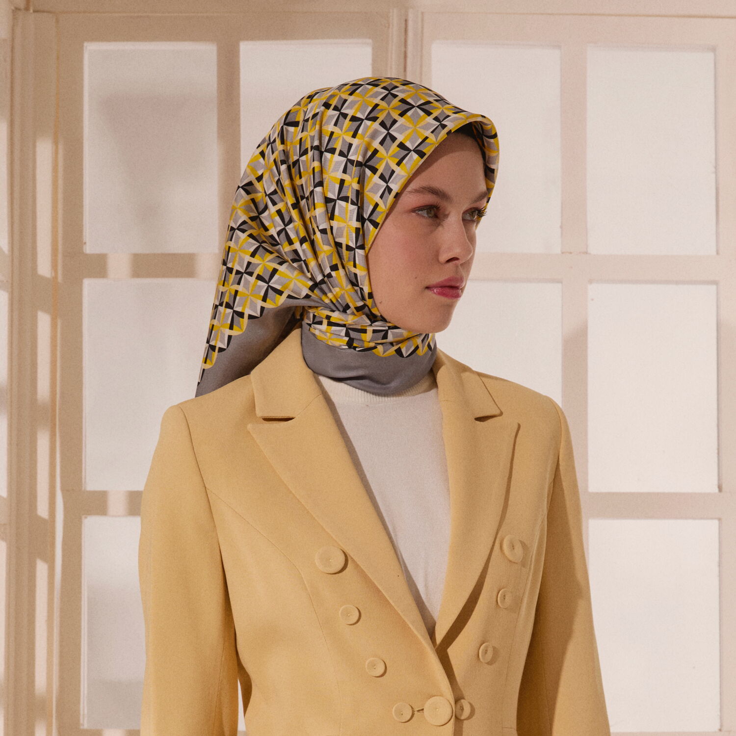 Gri Diamond Line Retro Desen Twill İpek Eşarp - 5