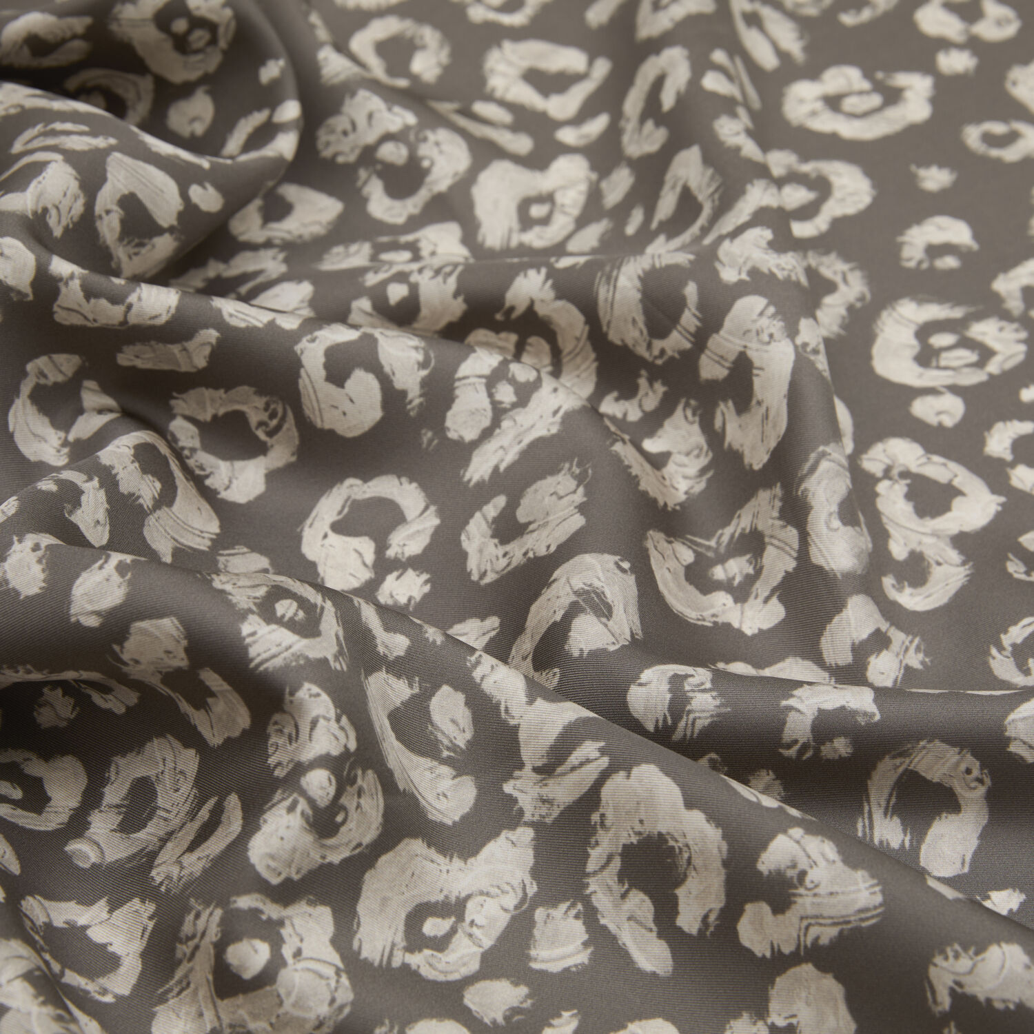 Gri Modern Leopar Doku Desenli Twill İpek Eşarp - 2