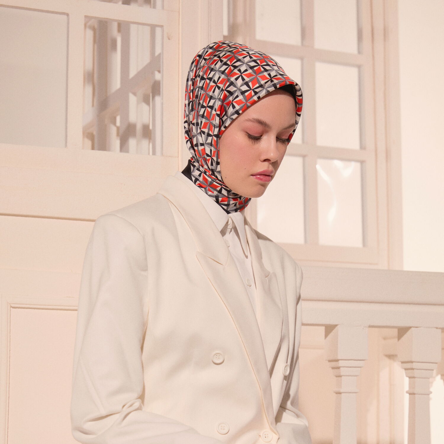 Kırmızı Diamond Line Retro Desen Twill İpek Eşarp - 5