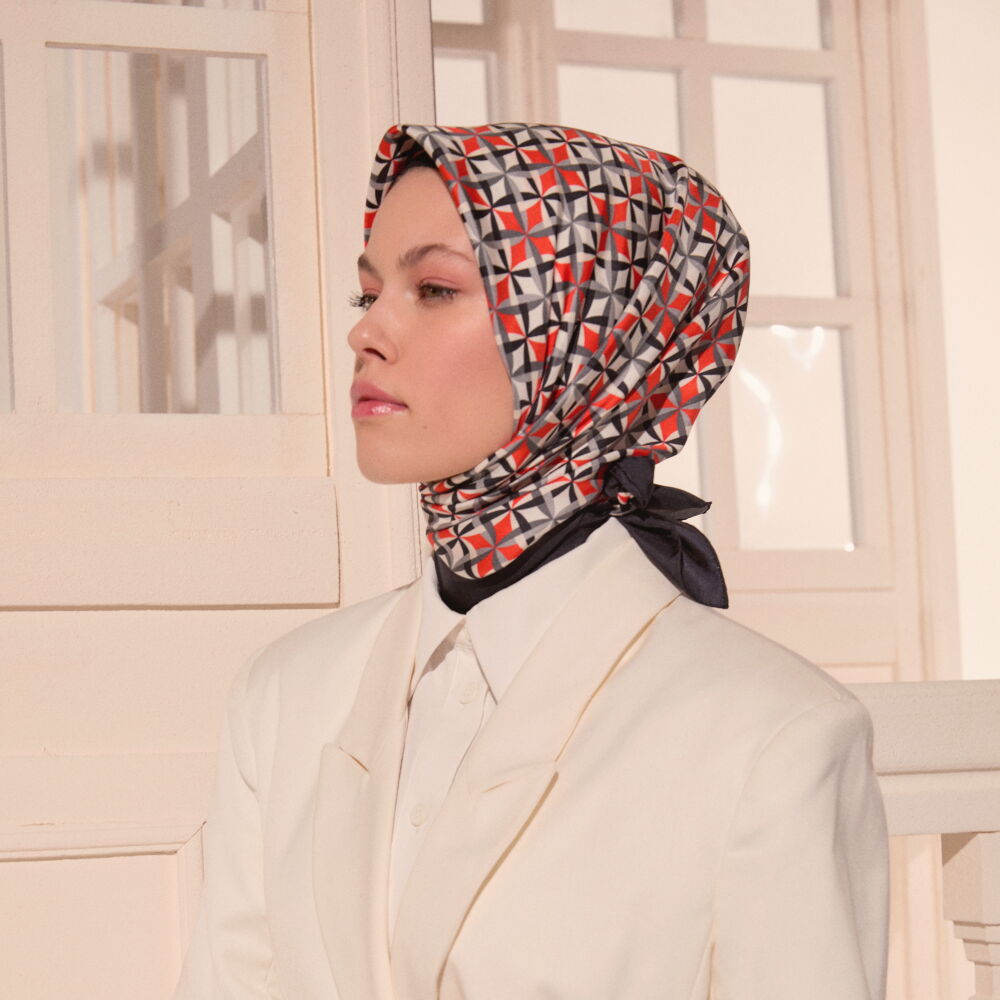 Kırmızı Diamond Line Retro Desen Twill İpek Eşarp - Vismara