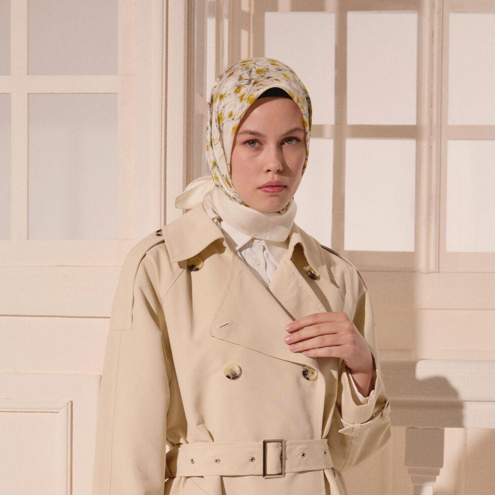 Krem Sulu Boya Çiçek Deseni Twill İpek Eşarp - Vismara