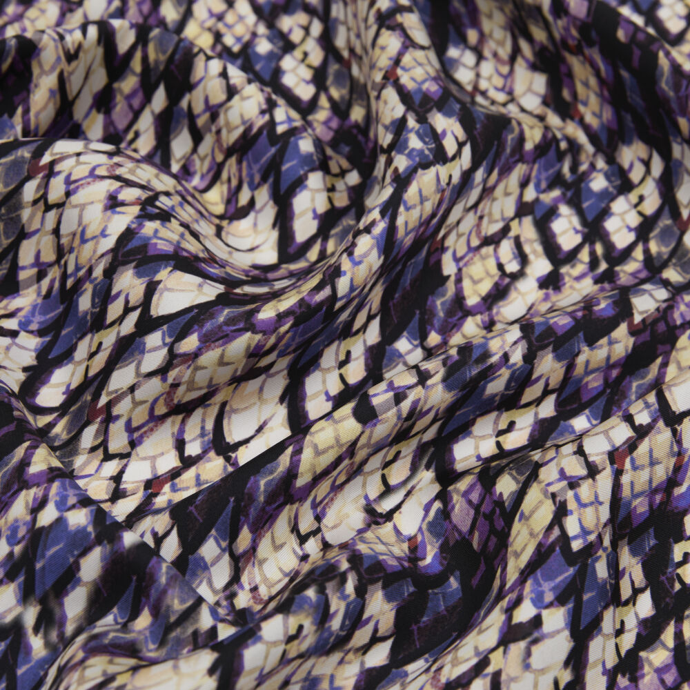 Lilac Snake Patterned Twill Silk Square Scarf - Vismara