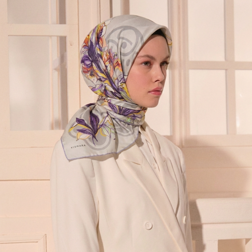 Lilac Vismara Monogram Lily Flower Patterned Twill Silk Square Scarf - Vismara