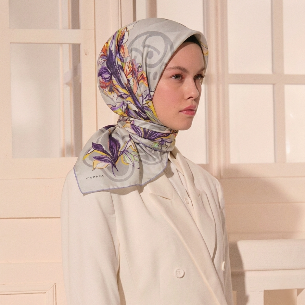 Lilac Vismara Monogram Lily Flower Patterned Twill Silk Square Scarf - 3