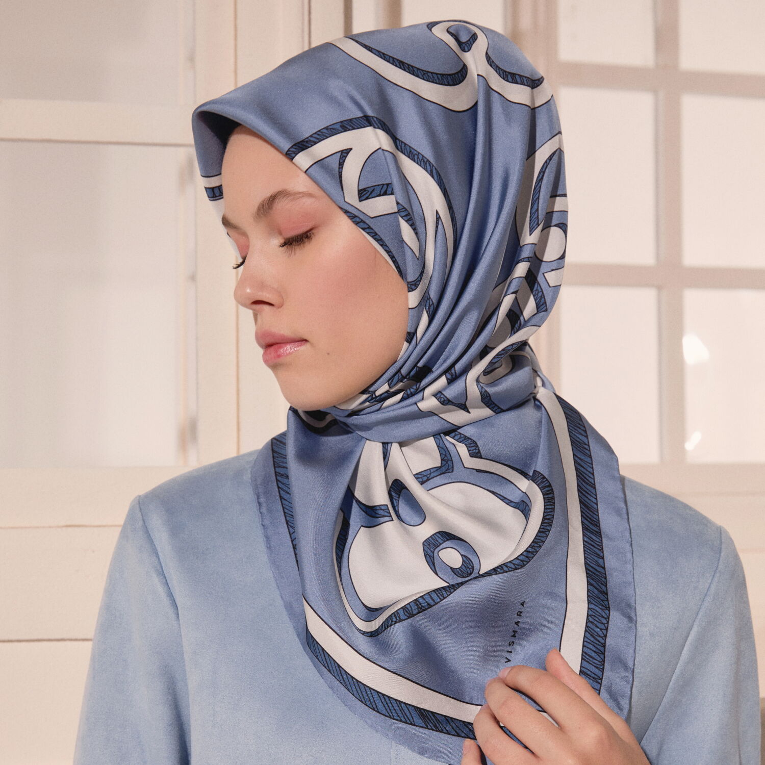 Mavi Vismara Monogram Desenli Twill İpek Eşarp - 4