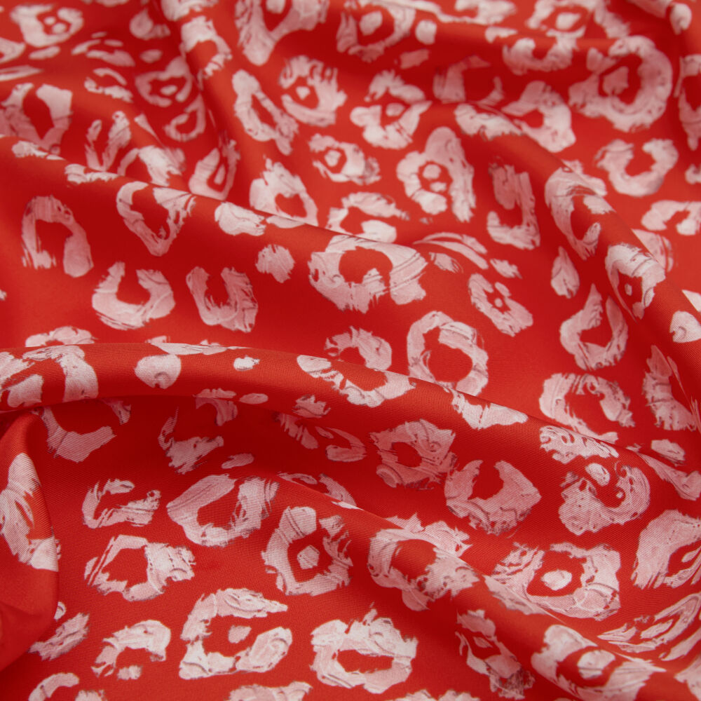 Mercan Modern Leopar Doku Desenli Twill İpek Eşarp - Vismara