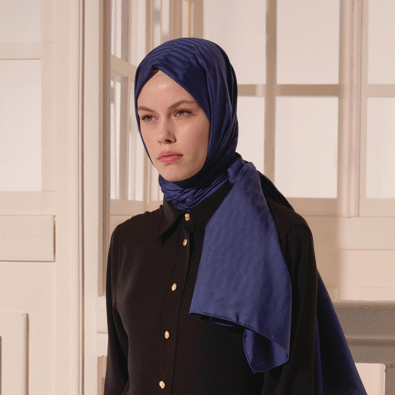 Navy Blue Drop Pattern Jacquard Wool Silk Scarf - 4