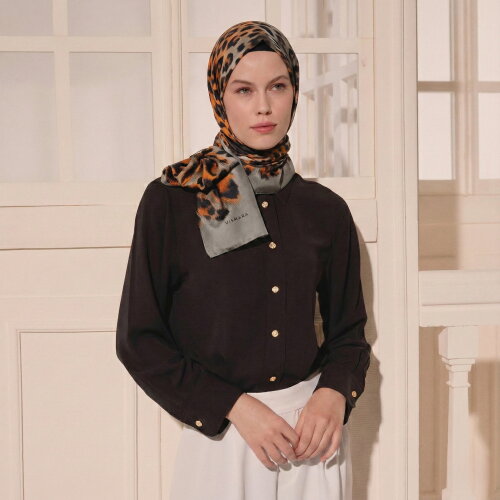 Orange Natural Leopard Pattern Twill Silk Square Scarf - Vismara