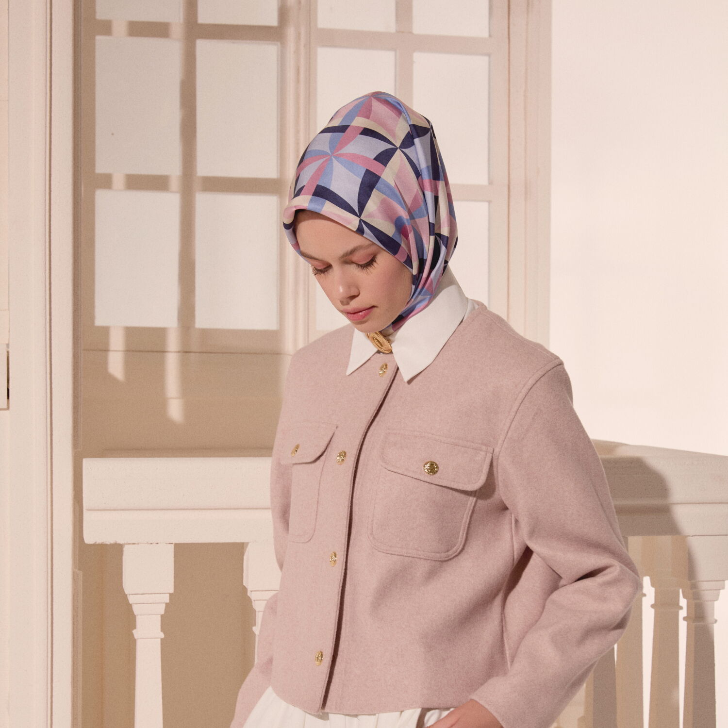 Pembe Antik Mozaik Desenli Twill İpek Eşarp - 4
