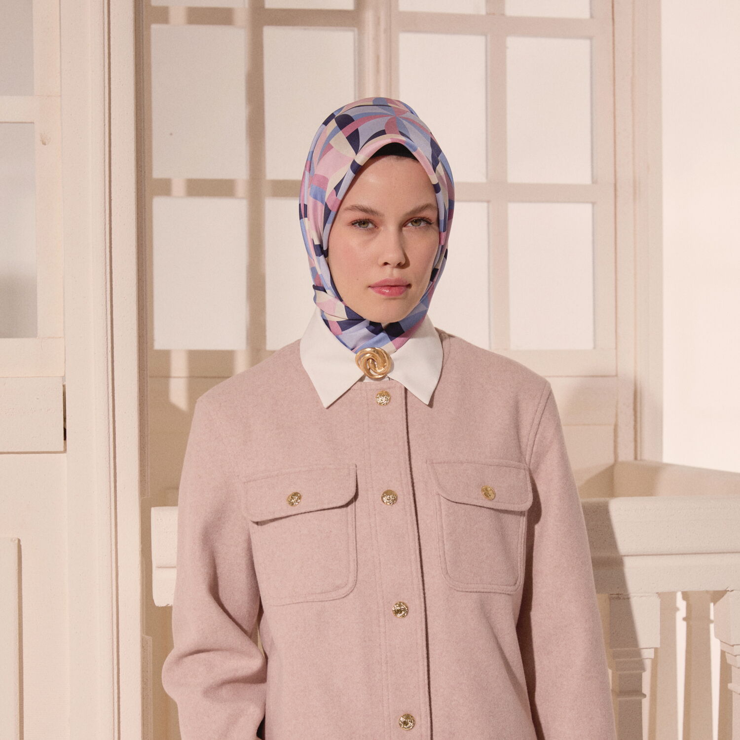 Pembe Antik Mozaik Desenli Twill İpek Eşarp - 5