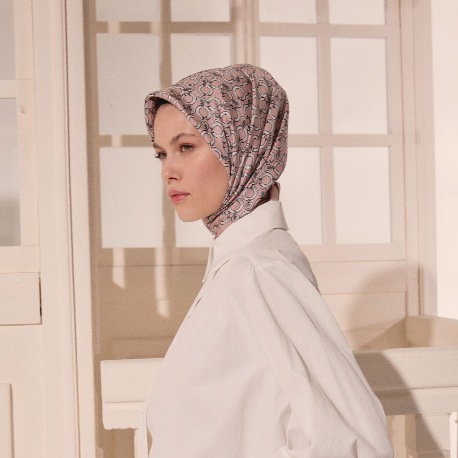 Pembe Halkalı Zincir Desen Twill İpek Eşarp - 5