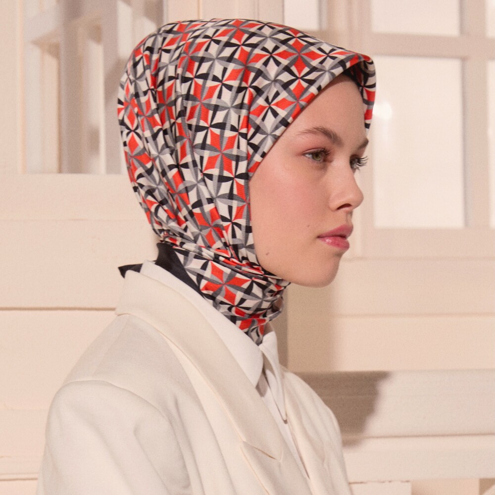 Red Diamond Line Retro Pattern Twill Silk Square Scarf - Vismara