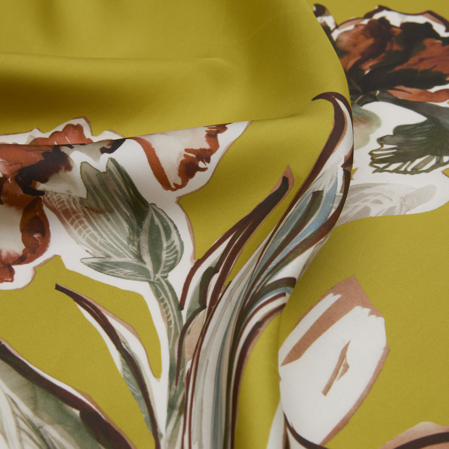 Sarı Karanfil ve Zambak Çiçeği Desenli Twill İpek Eşarp - 2