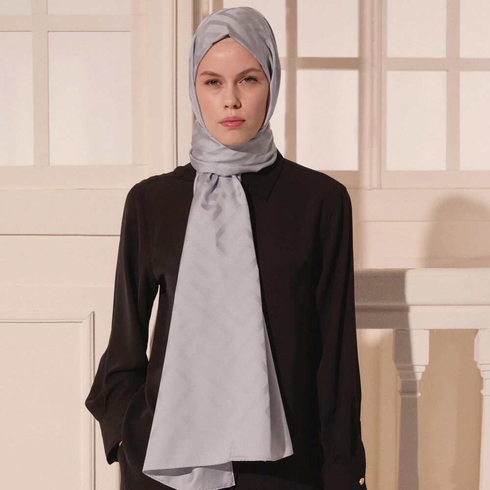 Sciarpa in lana e seta jacquard con motivo Silver G - Vismara