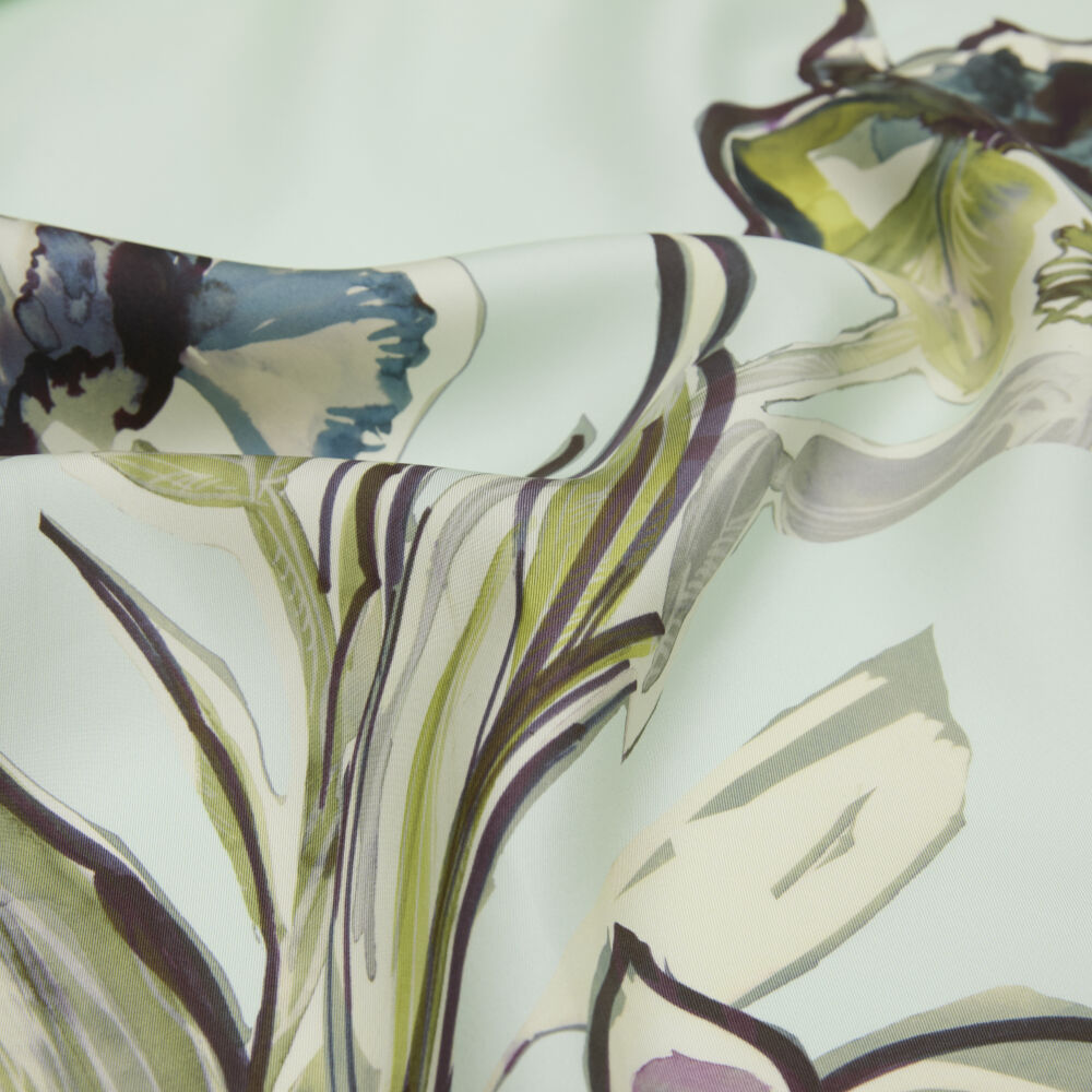 Sciarpa quadrata in twill di seta con motivo a fiori di garofano e giglio color menta - Vismara