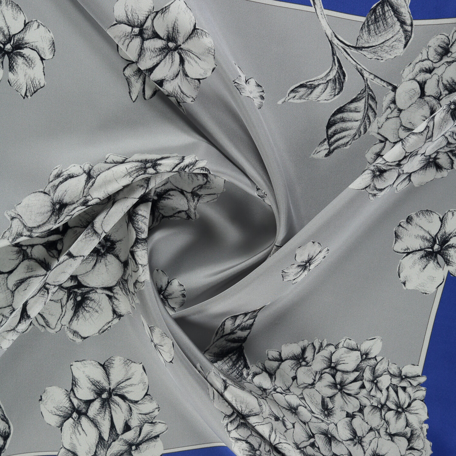 Sciarpa quadrata in twill di seta con motivo a fiori di ortensia indaco - 2