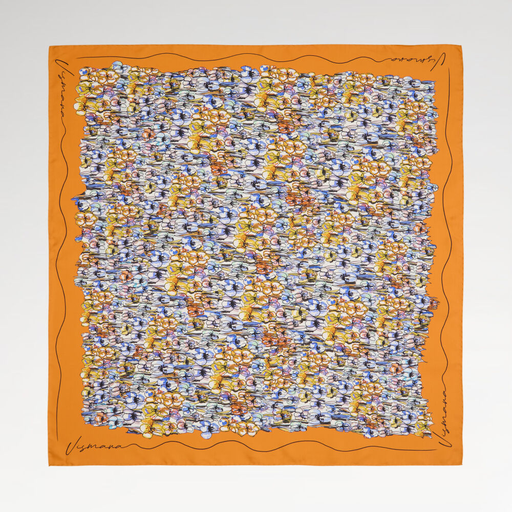 Sciarpa quadrata in twill di seta con motivo a fiori primaverili arancioni