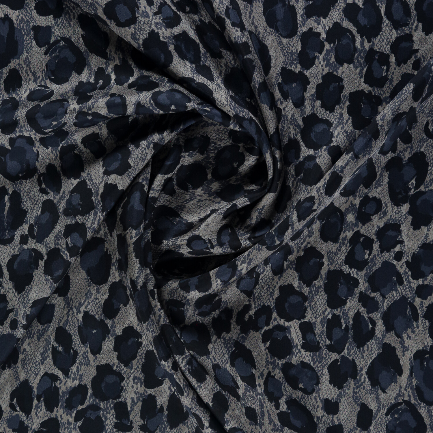 Sciarpa quadrata in twill di seta con motivo leopardato a nebulosa naturale a olio - 2