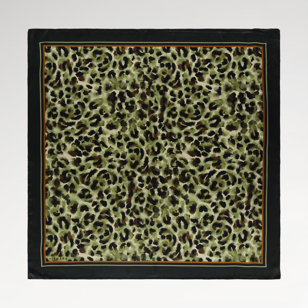 Sciarpa quadrata in twill di seta con motivo leopardato a nebulosa verde naturale