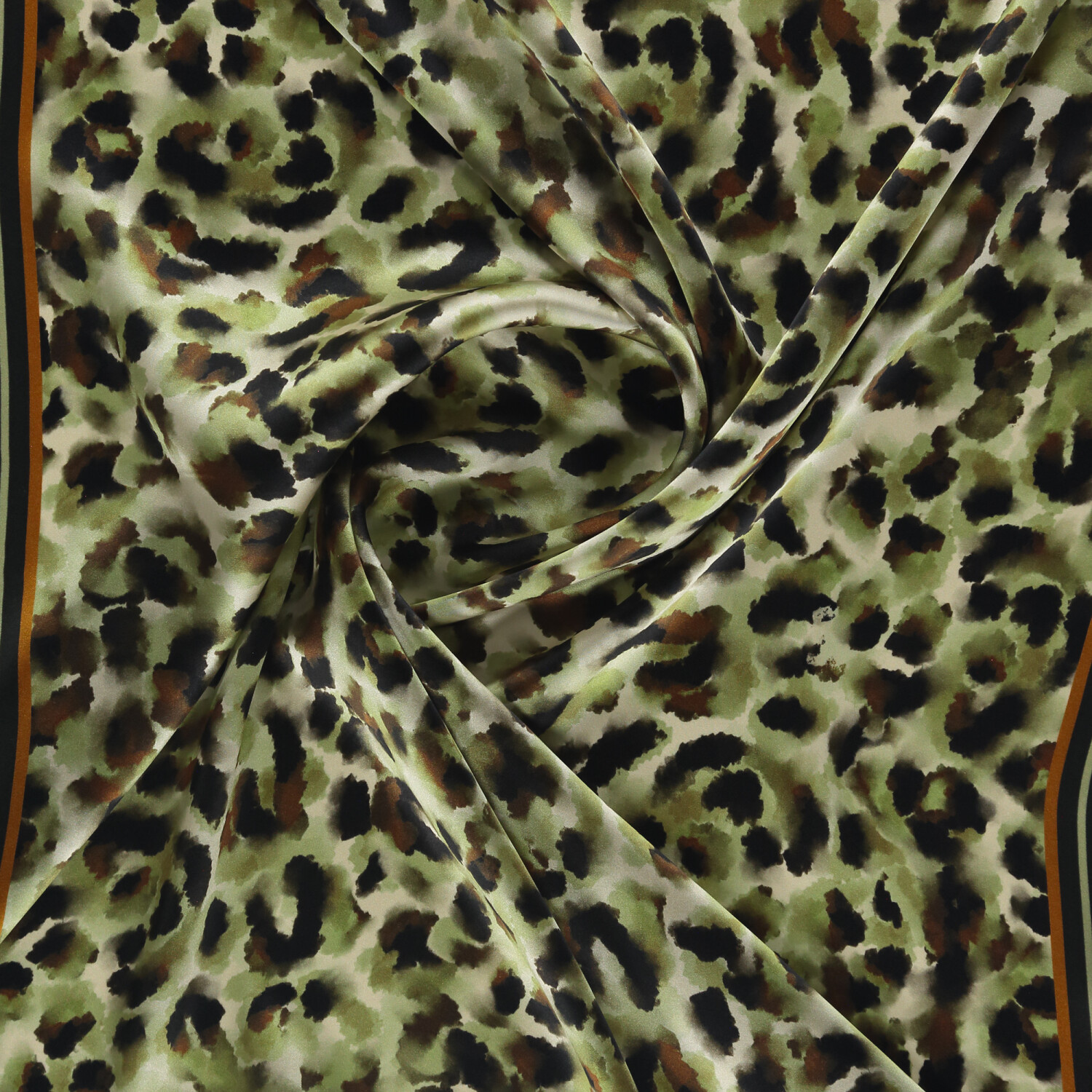 Sciarpa quadrata in twill di seta con motivo leopardato a nebulosa verde naturale - 2