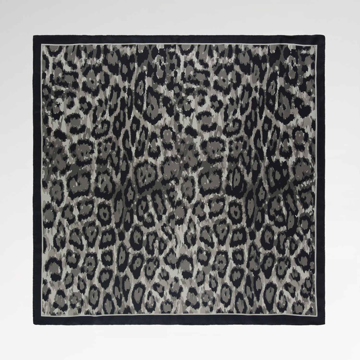 Sciarpa quadrata in twill di seta con motivo leopardato in visone Vismara - 1