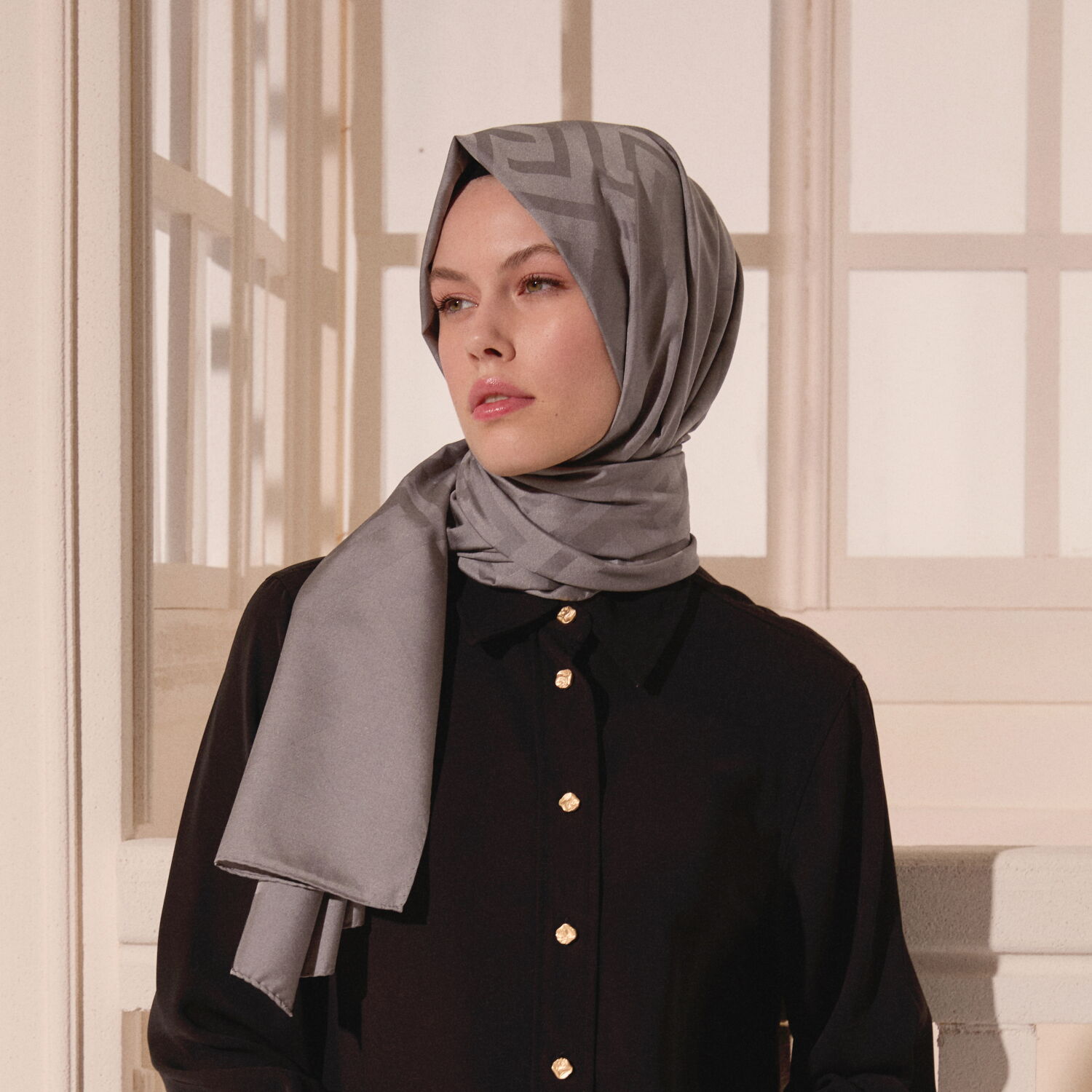 Smoke G Pattern Jacquard Wool Silk Scarf - 3