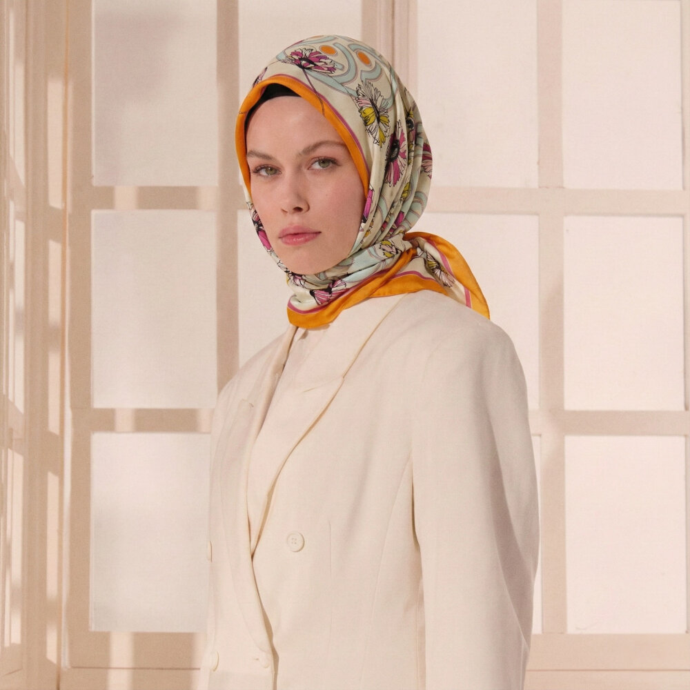 Turuncu Daisyne Desen Twill İpek Eşarp - 3
