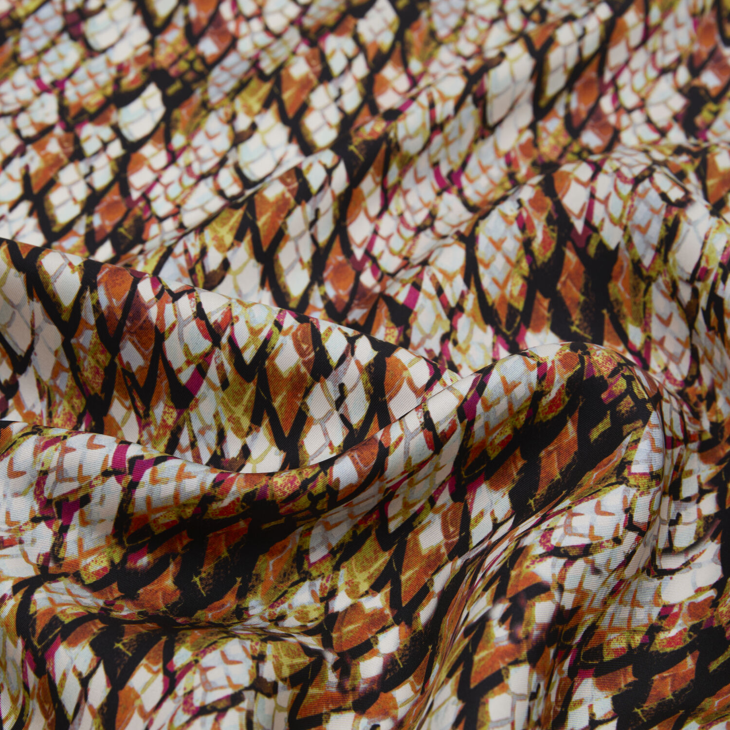 Turuncu Yılan Desenli Twill İpek Eşarp - 2