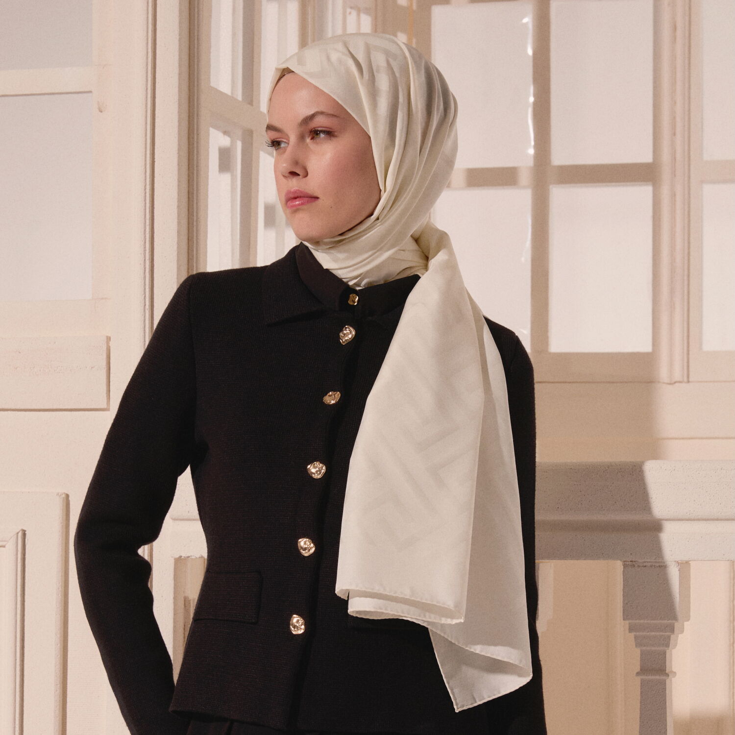 White G Pattern Jacquard Wool Silk Scarf - 4