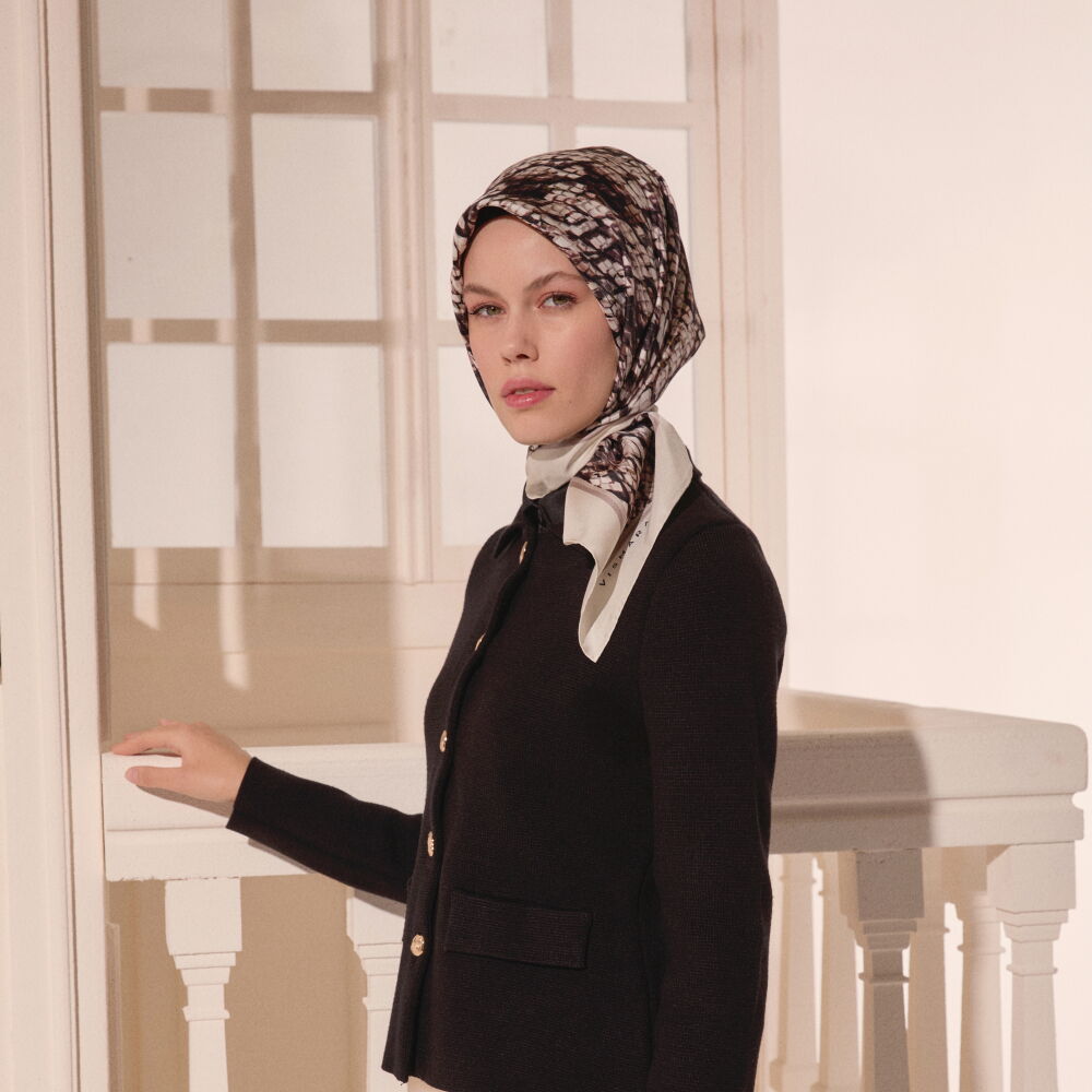 White Snake Patterned Twill Silk Square Scarf - Vismara