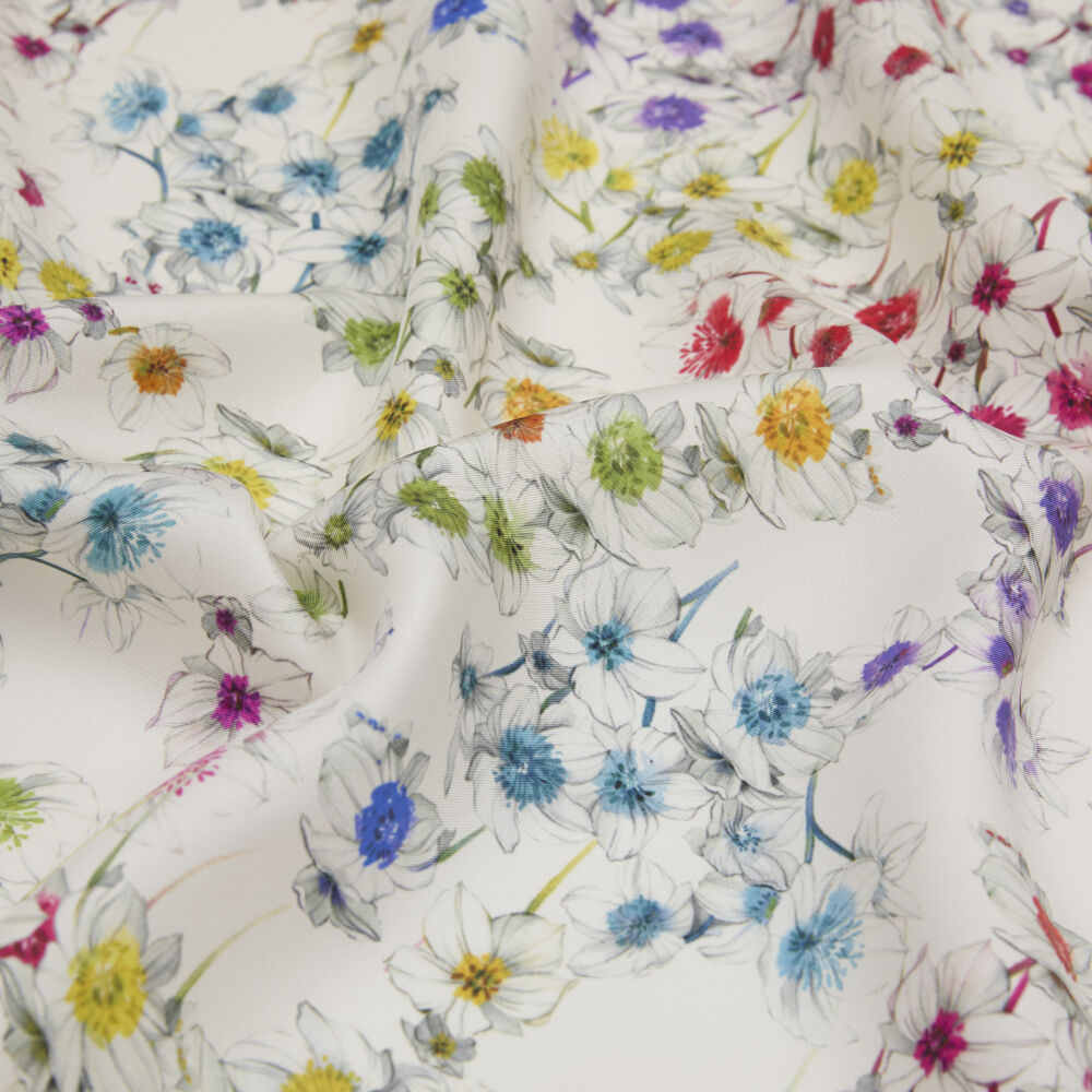 White Watercolor Floral Pattern Twill Silk Square Scarf - Vismara